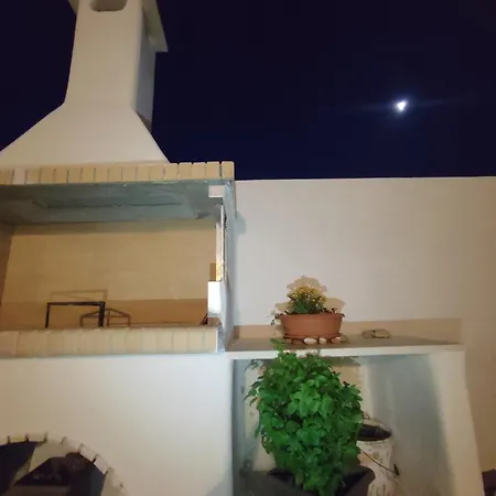 Sifnaiou Traditional 1 & 3 * Paro