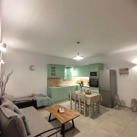 Sifnaiou Traditional 1 & 3 * Paro