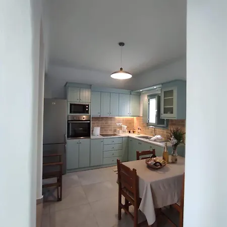 Sifnaiou Traditional 1 & 3 Paro