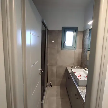 Sifnaiou Traditional 1 & 3