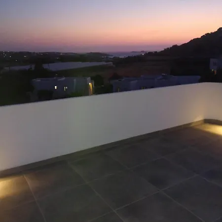 Sifnaiou Traditional 1 & 3 Casa vacanze *