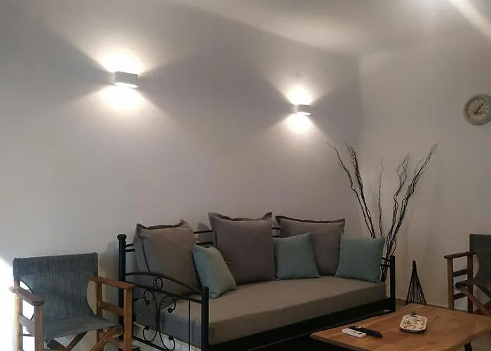 Sifnaiou Traditional 1 & 3 *