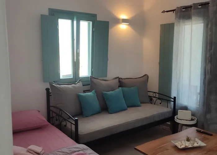 Sifnaiou Traditional 1 & 3 *