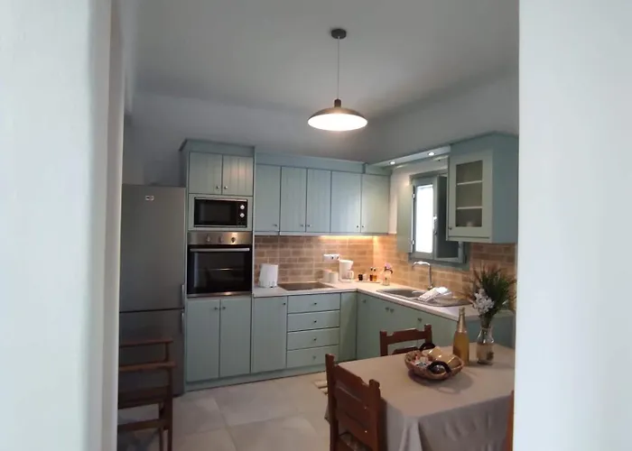 Sifnaiou Traditional 1 & 3 Paro