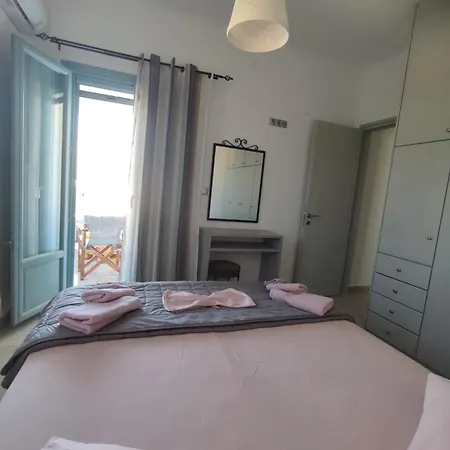 Sifnaiou Traditional 1 & 3 *