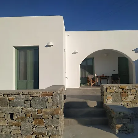 Sifnaiou Traditional 1 & 3 Páros