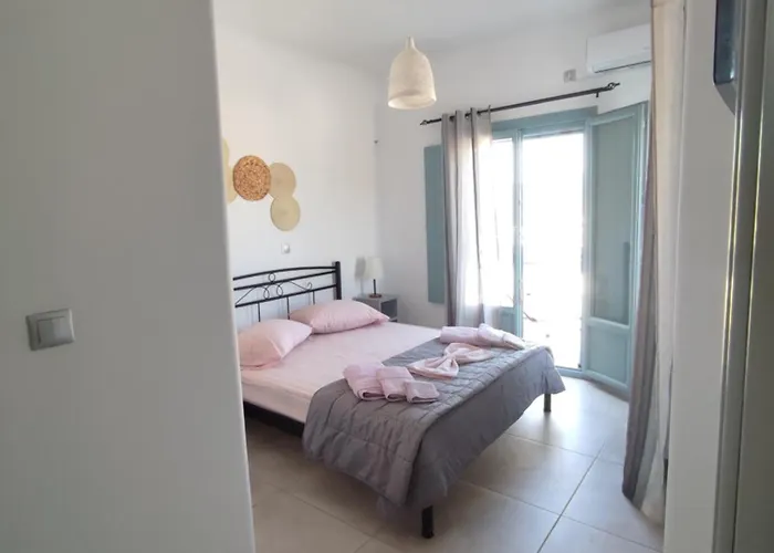 Sifnaiou Traditional 1 & 3 Feriehus Páros