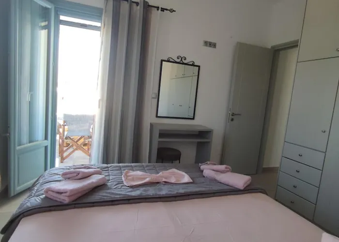 Sifnaiou Traditional 1 & 3 *