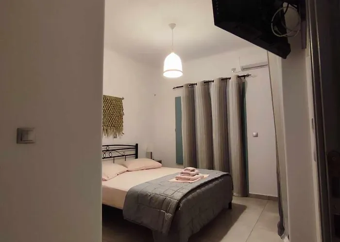 Feriehus Sifnaiou Traditional 1 & 3 *